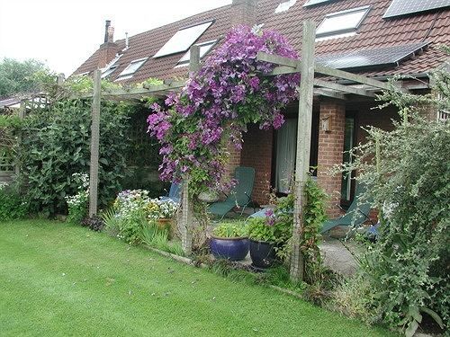 Robeanne House Holiday Accommodation Shiptonthorpe Exterior photo